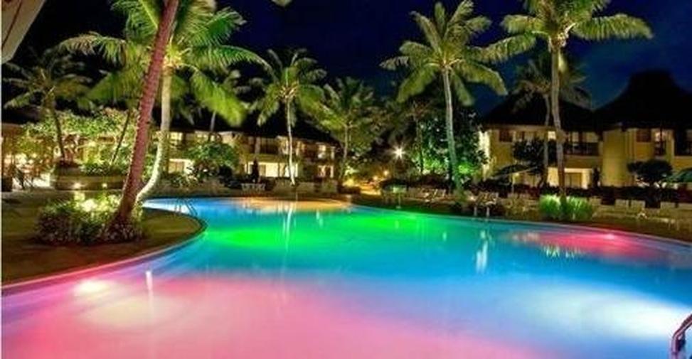 Pool Lights: Color Changing Pool Lights